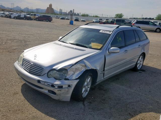 WDBRH61J24F519739 - 2004 MERCEDES-BENZ C 240 SPOR SILVER photo 2