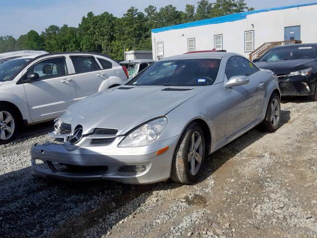 WDBWK54F77F167137 - 2007 MERCEDES-BENZ SLK 280  photo 2