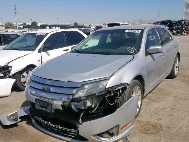 3FAHP0CG4CR249659 - 2012 FORD FUSION SEL SILVER photo 2