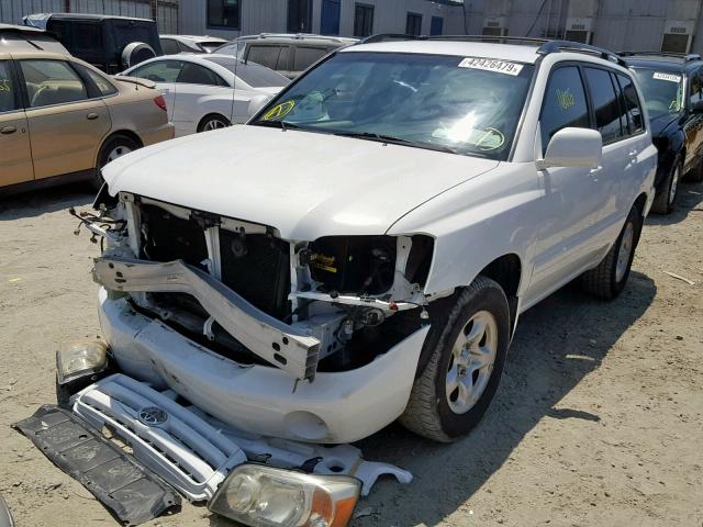 JTEDD21A250126310 - 2005 TOYOTA HIGHLANDER WHITE photo 2