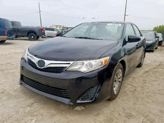 4T1BD1FK1EU140789 - 2014 TOYOTA CAMRY HYBR BLACK photo 2