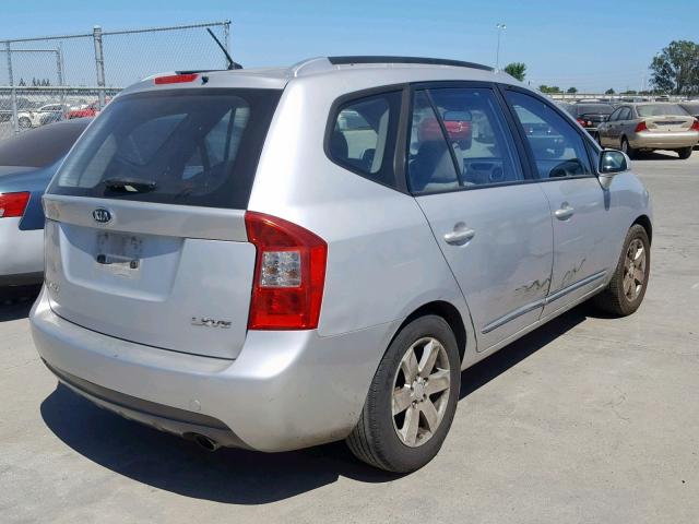 KNAFG526077110453 - 2007 KIA RONDO LX SILVER photo 4