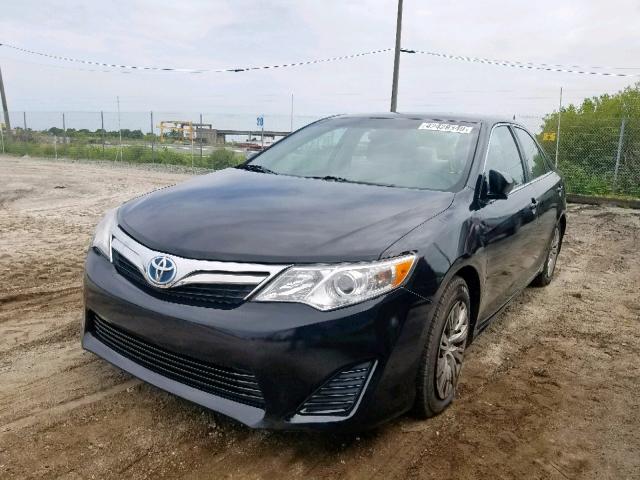 4T1BD1FK1EU141263 - 2014 TOYOTA CAMRY HYBR BLACK photo 2