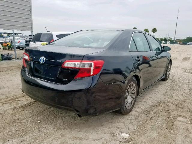 4T1BD1FK0EU141173 - 2014 TOYOTA CAMRY HYBR BLACK photo 4