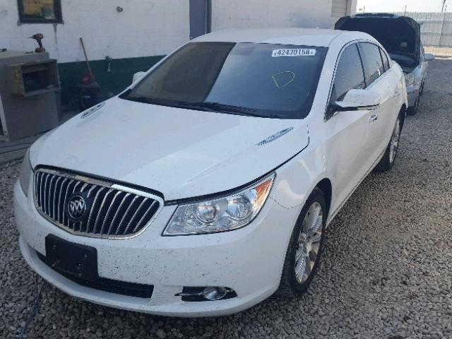 1G4GC5E37DF195499 - 2013 BUICK LACROSSE WHITE photo 2