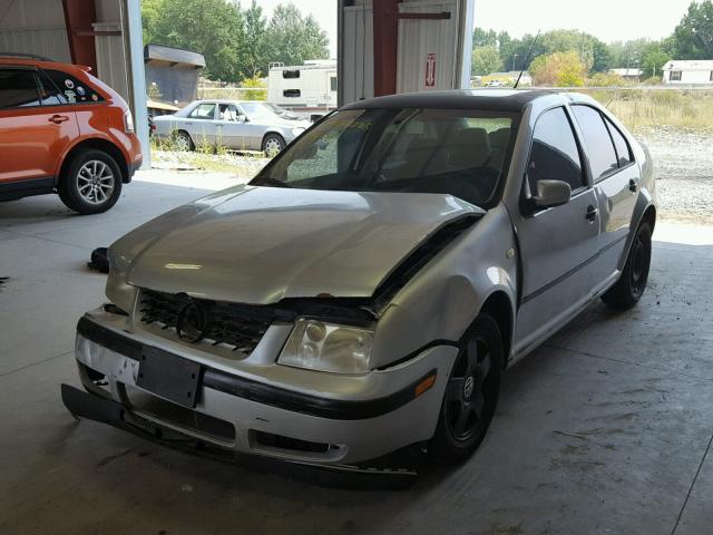 3VWSE29MXXM111669 - 1999 VOLKSWAGEN JETTA GLS GRAY photo 2