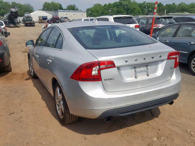 YV1622FS8C2092163 - 2012 VOLVO S60 T5 SILVER photo 3