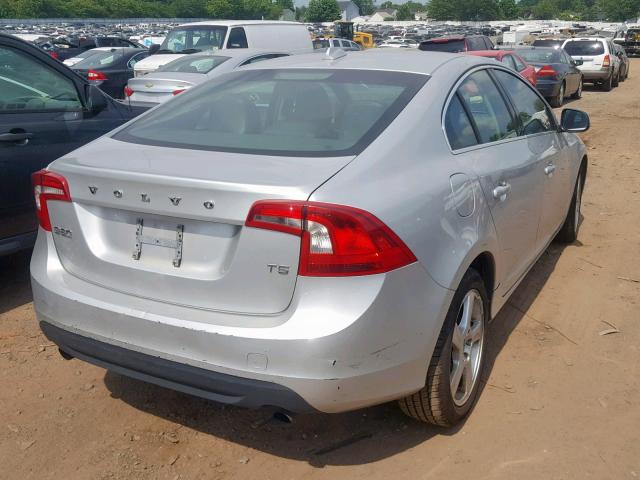 YV1622FS8C2092163 - 2012 VOLVO S60 T5 SILVER photo 4