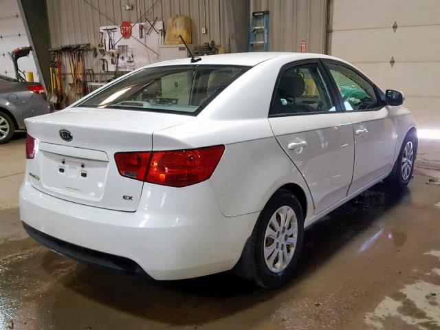 KNAFU4A26C5477400 - 2012 KIA FORTE EX WHITE photo 4