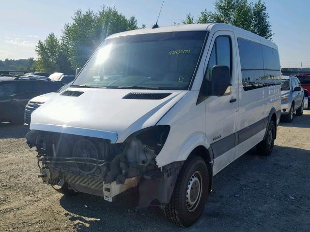 WD0PE745375176933 - 2007 DODGE SPRINTER 2 WHITE photo 2