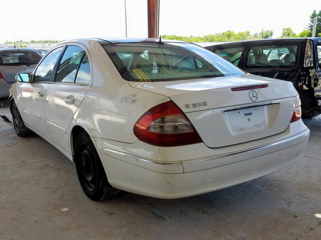 WDBUF65J03A146867 - 2003 MERCEDES-BENZ E 320 WHITE photo 3