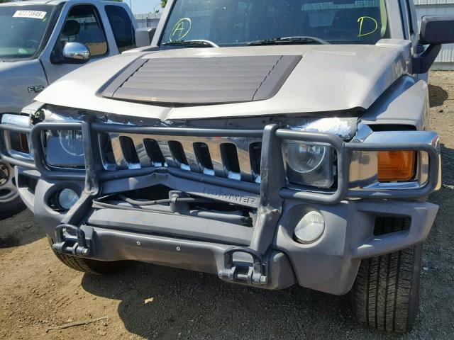 5GTDN136068255291 - 2006 HUMMER H3 SILVER photo 9