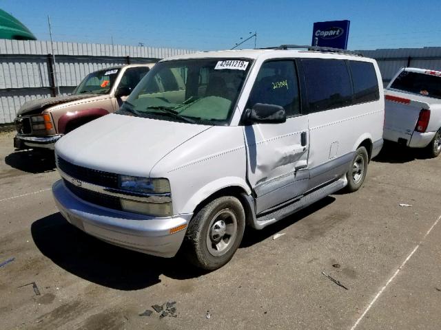 1GNDM19W41B118388 - 2001 CHEVROLET ASTRO WHITE photo 2