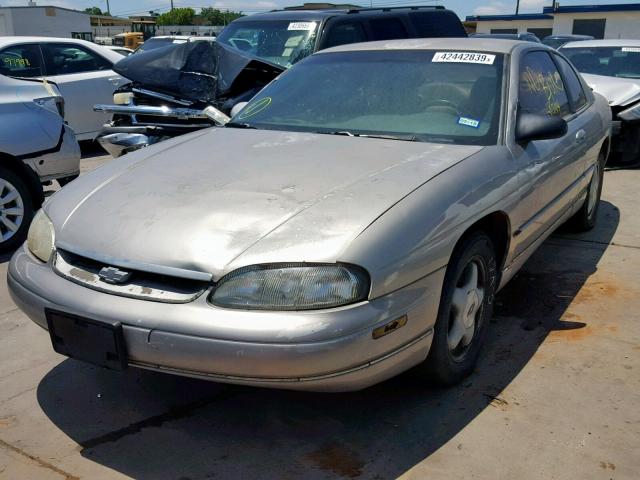 2G1WW12M6T9273431 - 1996 CHEVROLET MONTE CARL SILVER photo 2