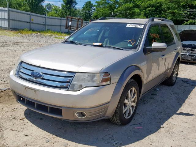 1FMDK02WX8GA44566 - 2008 FORD TAURUS X S SILVER photo 2