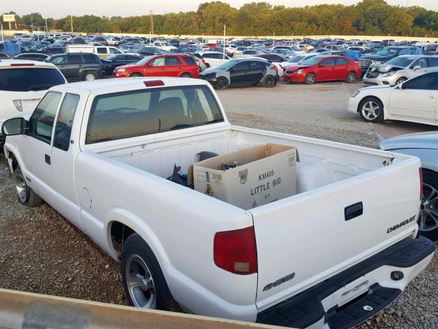 1GCCS19H138172355 - 2003 CHEVROLET S TRUCK S1 WHITE photo 3