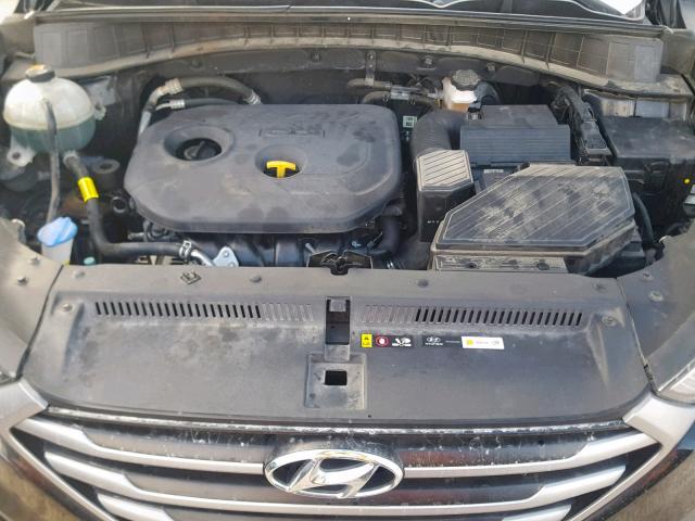 KM8J23A48HU570653 - 2017 HYUNDAI TUCSON SE BLACK photo 7