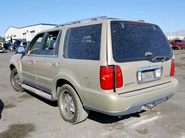 5LMPU28A4XLJ27332 - 1999 LINCOLN NAVIGATOR GOLD photo 3