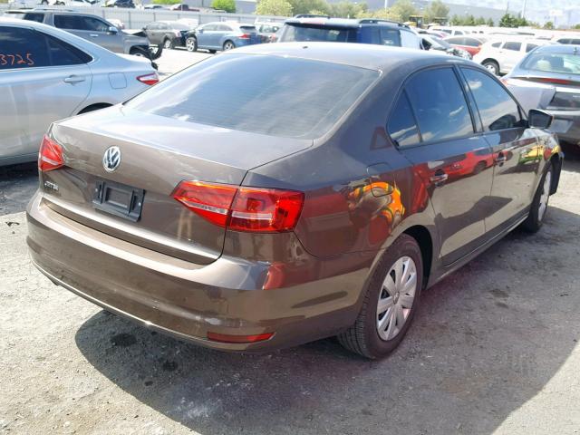 3VW2K7AJ5FM406622 - 2015 VOLKSWAGEN JETTA BASE BROWN photo 4