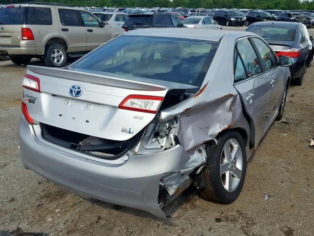 4T1BD1FK1EU121532 - 2014 TOYOTA CAMRY HYBR SILVER photo 4