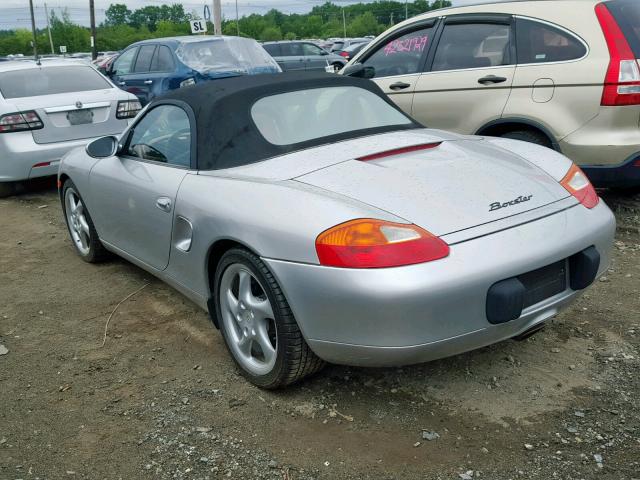 WP0CA29811U623460 - 2001 PORSCHE BOXSTER SILVER photo 3