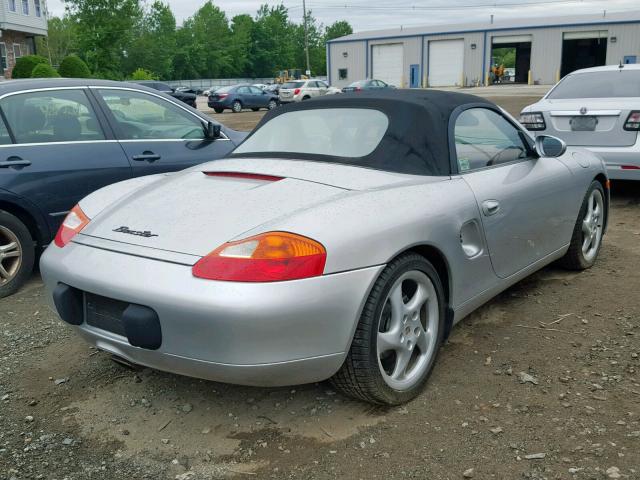 WP0CA29811U623460 - 2001 PORSCHE BOXSTER SILVER photo 4