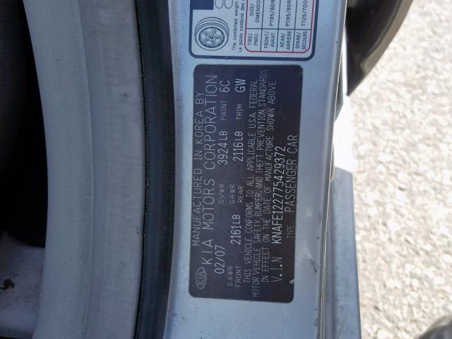 KNAFE122775429372 - 2007 KIA SPECTRA EX SILVER photo 10