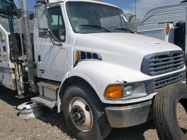 2FZACFCTX5AU67378 - 2005 STERLING TRUCK ACTERRA WHITE photo 1