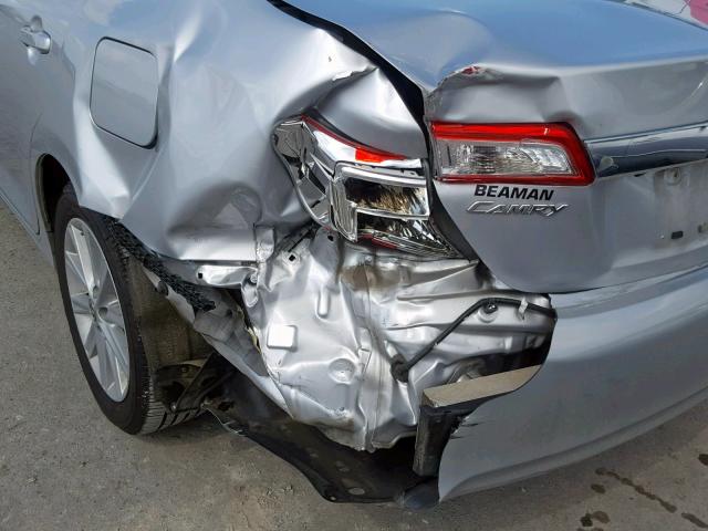 4T1BD1FK7CU050933 - 2012 TOYOTA CAMRY HYBR SILVER photo 9