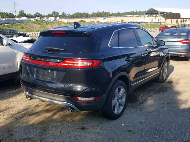 5LMCJ1C9XJUL32282 - 2018 LINCOLN MKC PREMIE BLACK photo 4