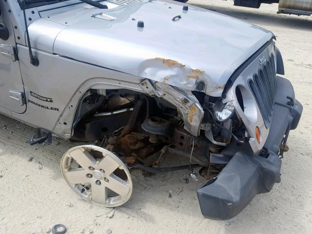 1C4AJWAG2DL656558 - 2013 JEEP WRANGLER S GRAY photo 9