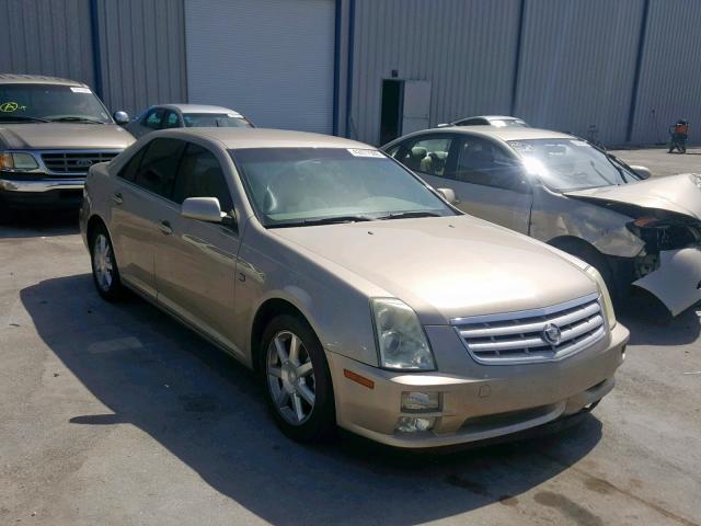1G6DW677050166440 - 2005 CADILLAC STS GOLD photo 1