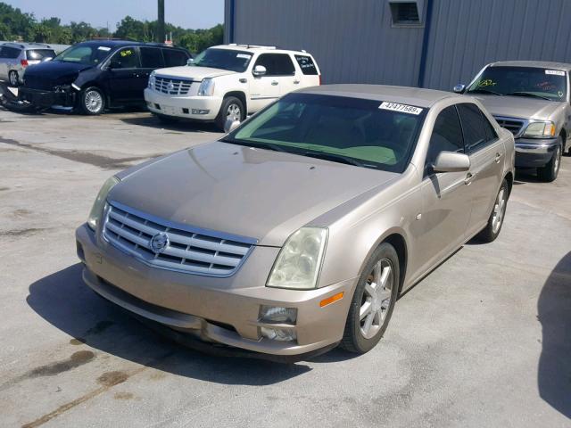 1G6DW677050166440 - 2005 CADILLAC STS GOLD photo 2