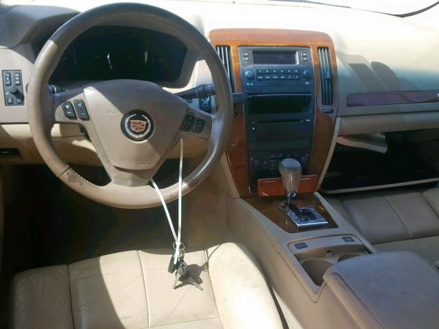 1G6DW677050166440 - 2005 CADILLAC STS GOLD photo 9