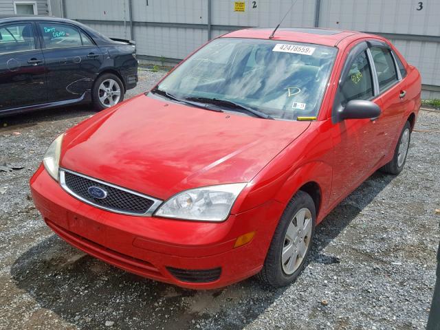 1FAHP34N37W344487 - 2007 FORD FOCUS ZX4 RED photo 2