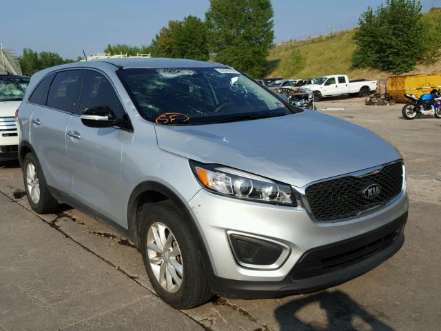 5XYPG4A37GG117539 - 2016 KIA SORENTO LX SILVER photo 1