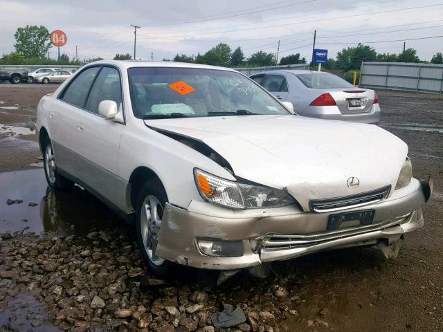 JT8BF28G6Y5083967 - 2000 LEXUS ES 300 WHITE photo 1