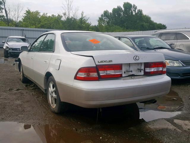 JT8BF28G6Y5083967 - 2000 LEXUS ES 300 WHITE photo 3