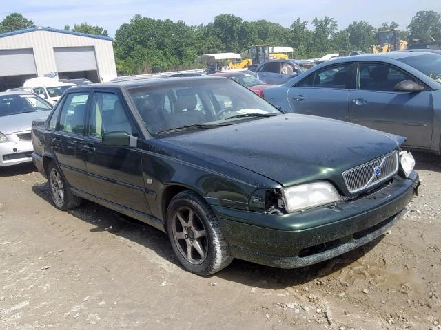 YV1LS55A3X1603965 - 1999 VOLVO S70 GREEN photo 1