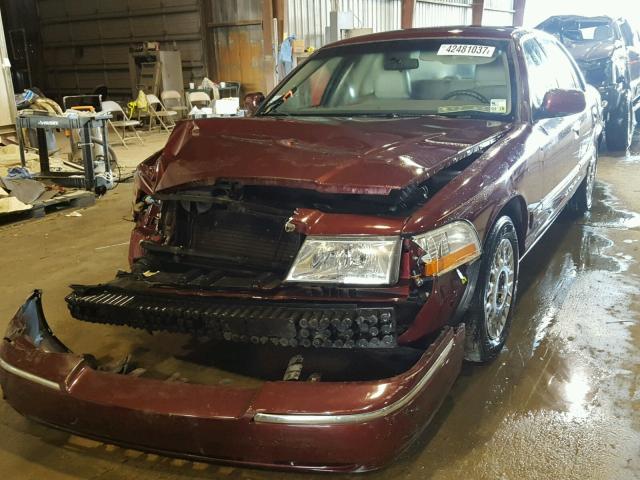 2MEFM74W04X634405 - 2004 MERCURY GRAND MARQ MAROON photo 2