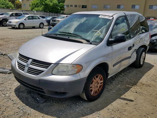 1D4GP25B05B323737 - 2005 DODGE CARAVAN SE SILVER photo 2