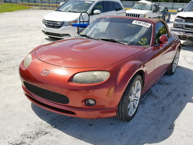 JM1NC25F960121561 - 2006 MAZDA MX-5 MIATA MAROON photo 2