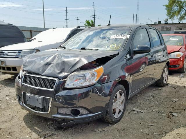 KL1TD66E59B304568 - 2009 CHEVROLET AVEO LS BLACK photo 2