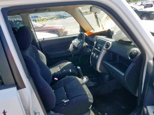 JTLKT324X50215768 - 2005 TOYOTA SCION XB 白色 照片 5