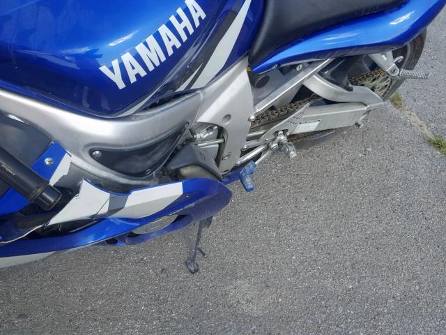 JYARJ04E32A026126 - 2002 YAMAHA YZFR6 L BLUE photo 9