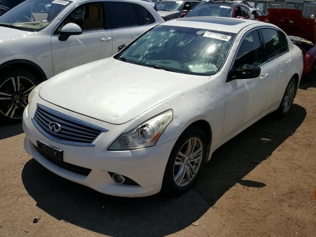 JN1CV6AR6BM353663 - 2011 INFINITI G37 WHITE photo 2