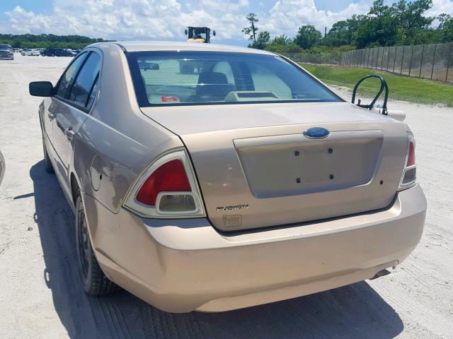 3FAFP06Z26R181984 - 2006 FORD FUSION S GOLD photo 3