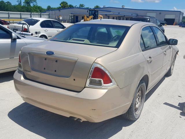 3FAFP06Z26R181984 - 2006 FORD FUSION S GOLD photo 4