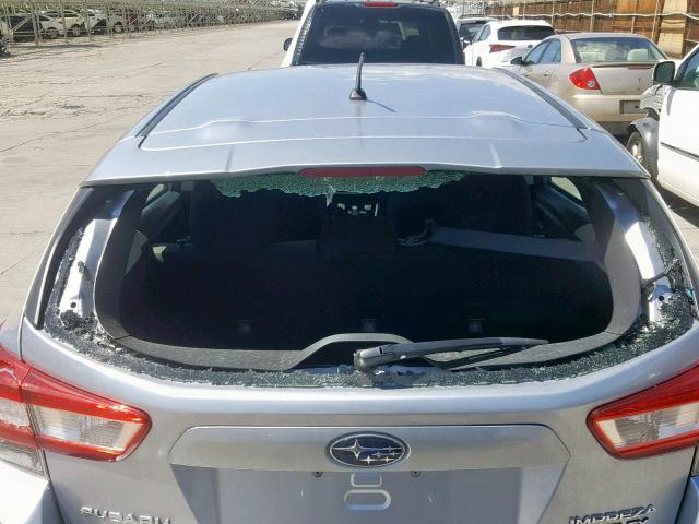 4S3GTAA69K3713821 - 2019 SUBARU IMPREZA SILVER photo 9