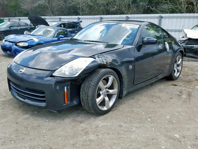 JN1BZ34D58M704988 - 2008 NISSAN 350Z COUPE BLACK photo 2